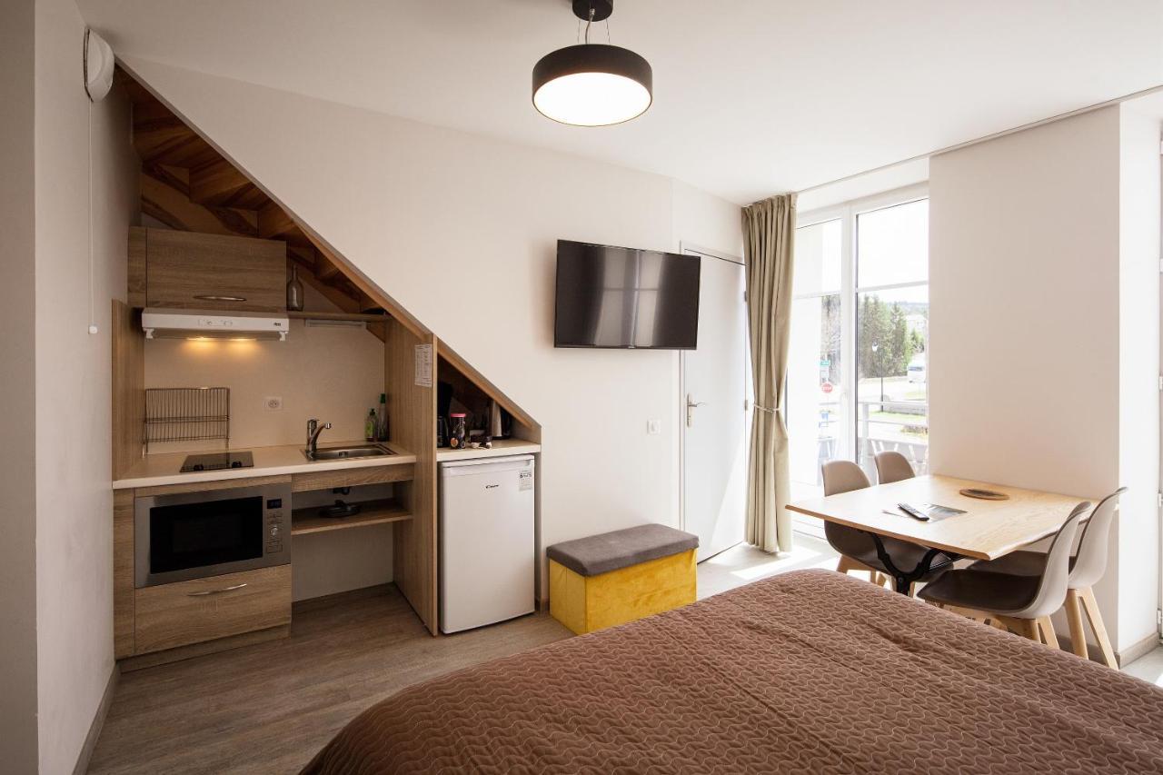 Hotel Restaurant De La Poste Et La Grange Detente, Espace Bien-Etre Châteauneuf-de-Randon Δωμάτιο φωτογραφία