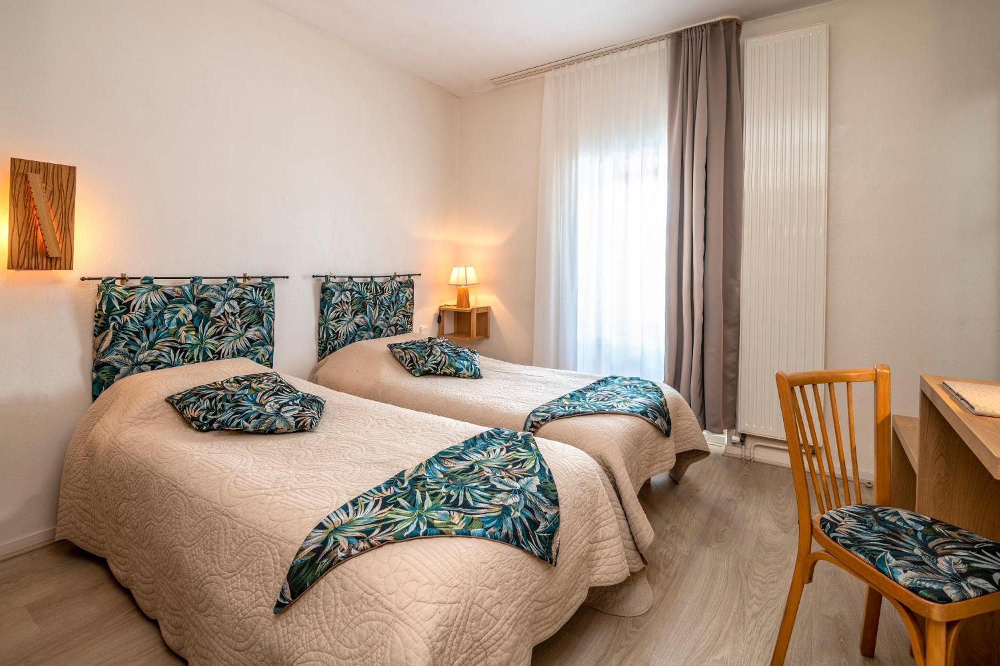 Hotel Restaurant De La Poste Et La Grange Detente, Espace Bien-Etre Châteauneuf-de-Randon Δωμάτιο φωτογραφία