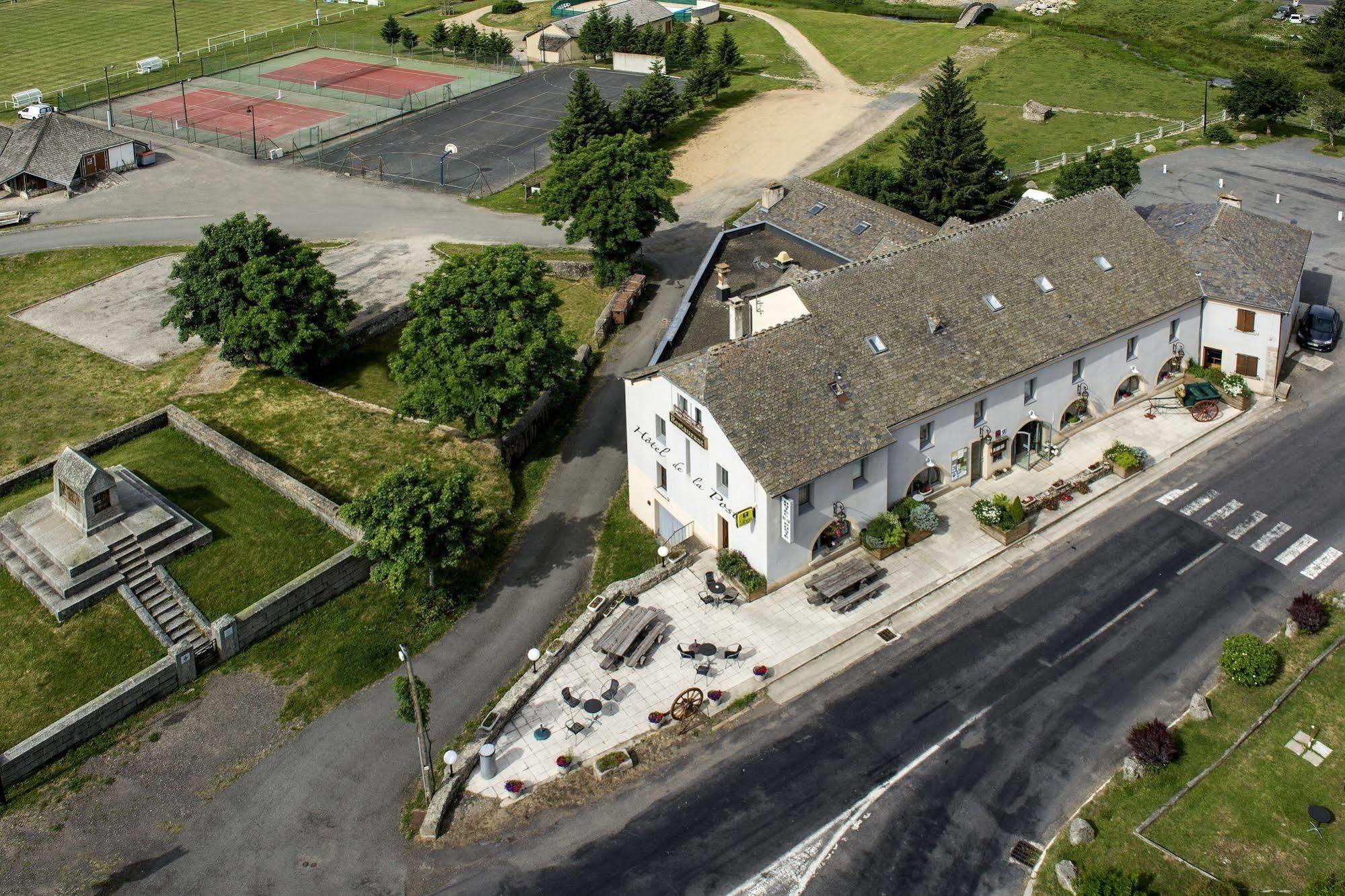Hotel Restaurant De La Poste Et La Grange Detente, Espace Bien-Etre Châteauneuf-de-Randon Εξωτερικό φωτογραφία