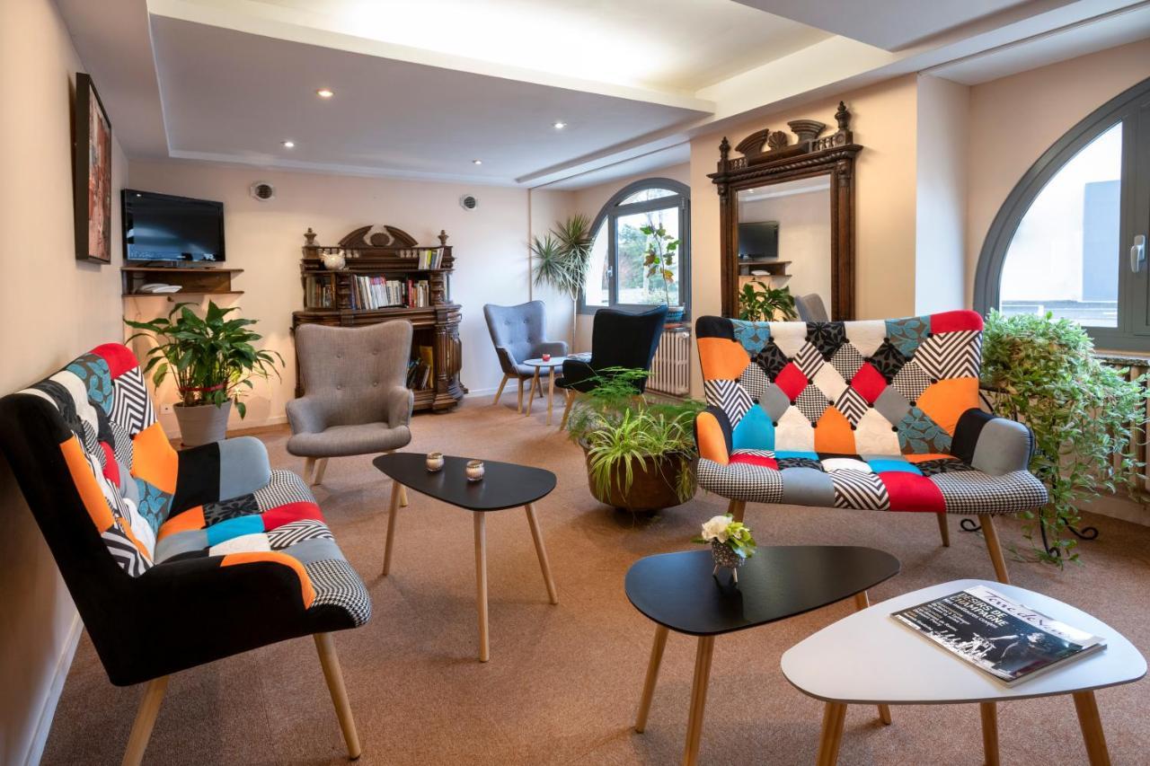 Hotel Restaurant De La Poste Et La Grange Detente, Espace Bien-Etre Châteauneuf-de-Randon Εξωτερικό φωτογραφία